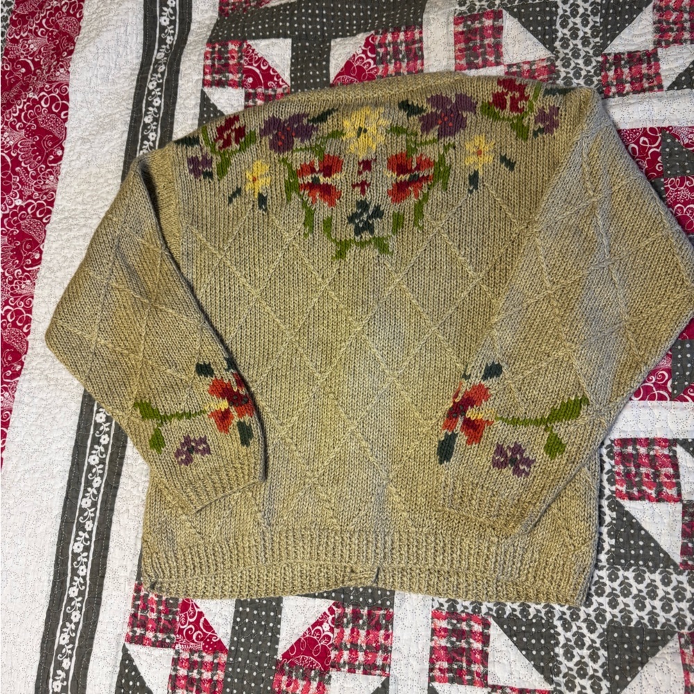L.L. Bean Vintage Floral Cardigan Sweater - Picture 13 of 13